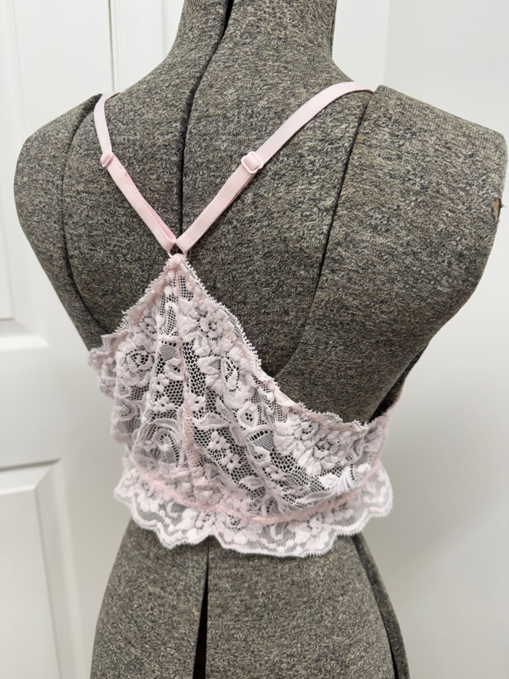 Light Pink Lace Crop Bralette - Picture 5 of 8